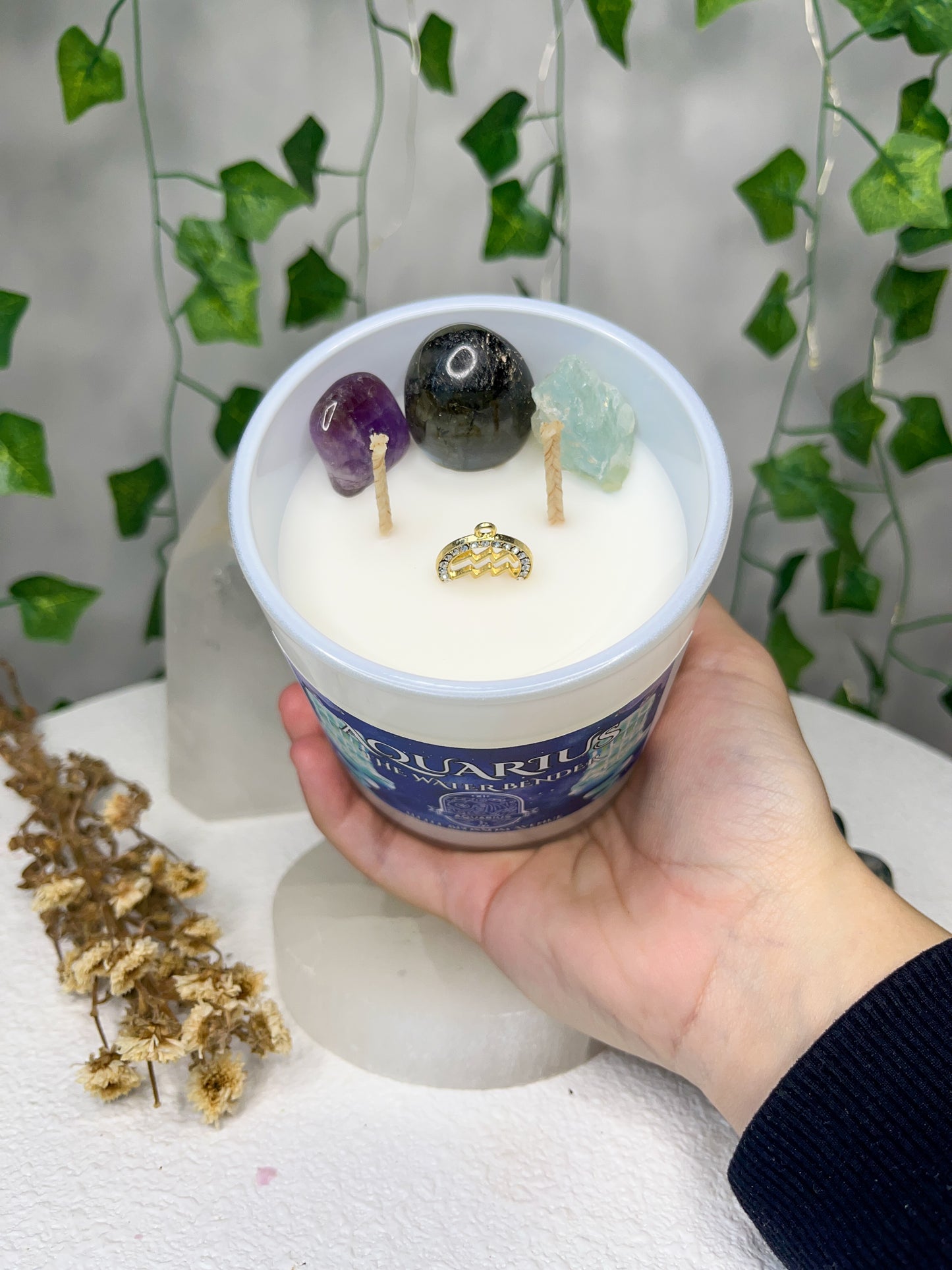Zodiac Aquarius Candle