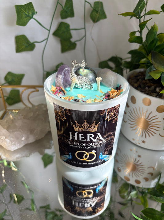 Hera Candle